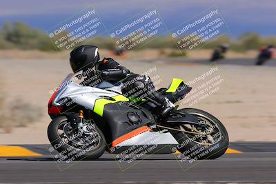 media/Oct-08-2022-SoCal Trackdays (Sat) [[1fc3beec89]]/Turn 16 (125pm)/